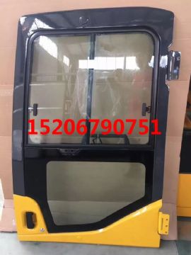 點擊查看詳細信息<br>標題：小松PC200-7/PC-7型駕駛室車門總成  閱讀次數(shù)：1738