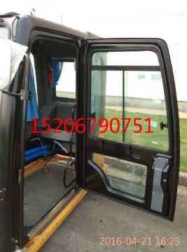點(diǎn)擊查看詳細(xì)信息<br>標(biāo)題：三一SY215-9/SY-9型挖掘機(jī)駕駛室總成 帶內(nèi)飾線束 閱讀次數(shù)：3549